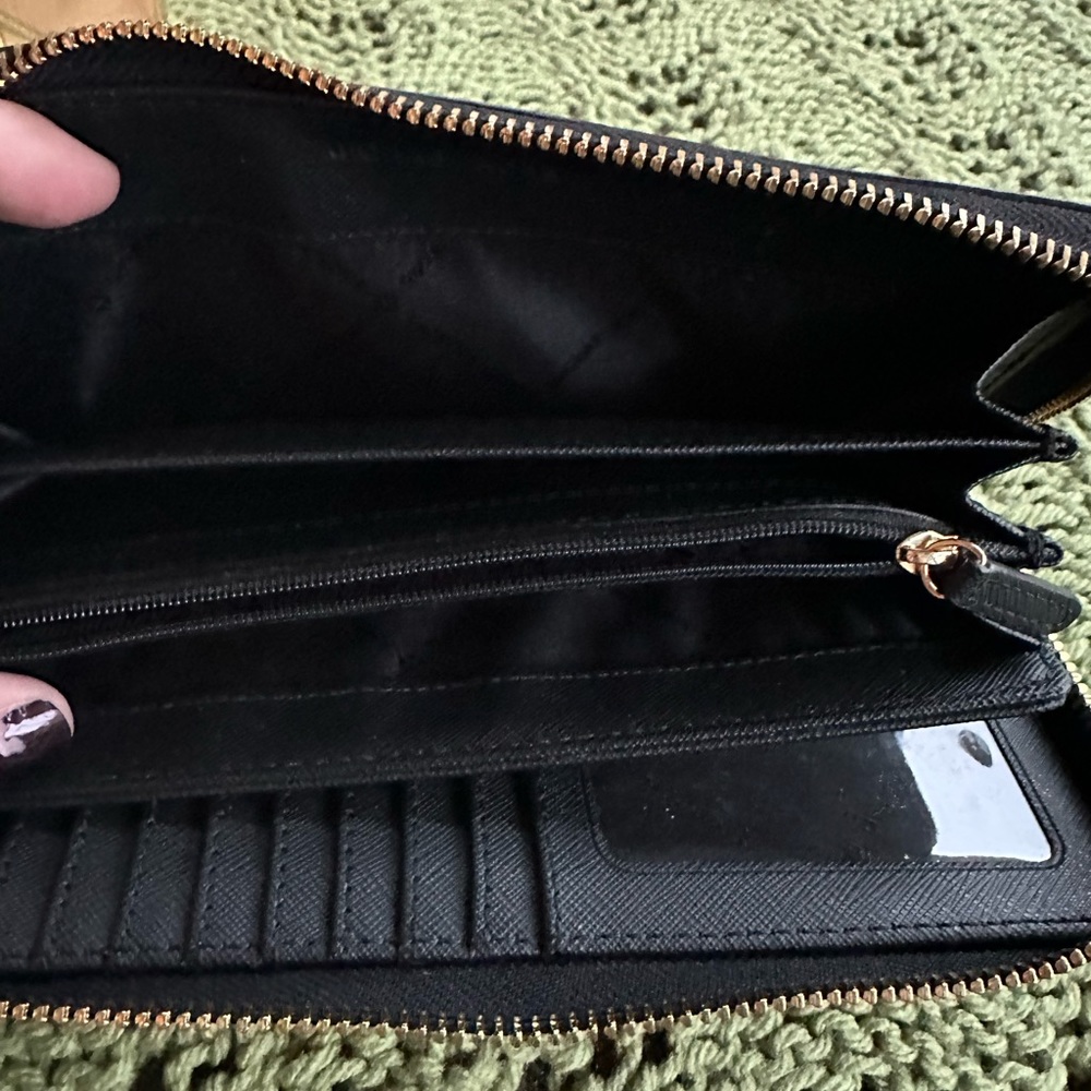 MICHAEL KORS wallet clutch - Picture 4 of 4